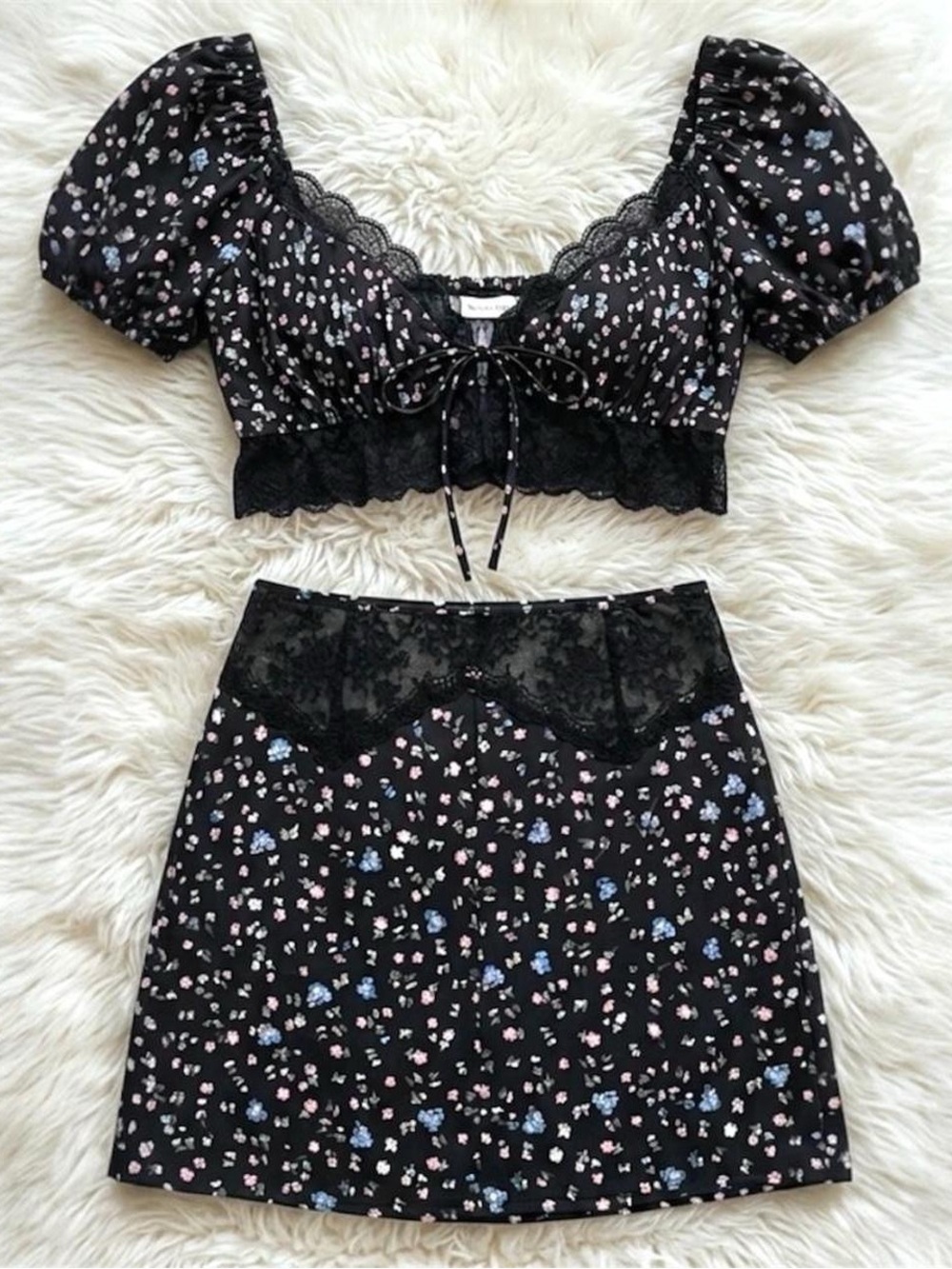For Love And Lemons x Victoria’s Secret Lucky Black Floral Set – XS – NWT